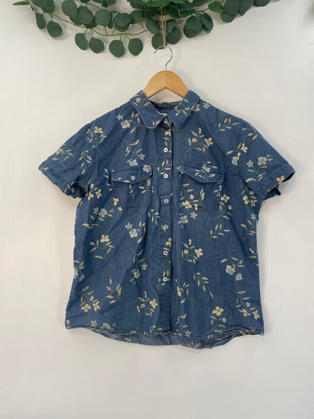 Liz Claiborne Lizwear Jeans Denim Blue 100% Cotton Floral Button Up Size L